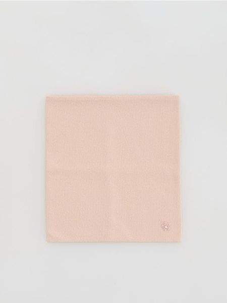 Komin z aplikacją - pastelowy róż. Czerwone szaliki dziecięce Reserved, z bawełny, bez ramiączek. Za 35.99 zł.