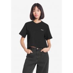 Koszulka sportowa damska Prosto Heavyweight z krótkim rękawem. Czarne bluzki sportowe damskie Prosto., bez kołnierzyka, bez ramiączek. W wyprzedaży za 117.99 zł.