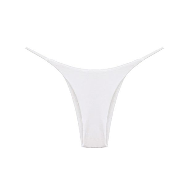 Stringi z delikatnym paskiem niewidoczne pod ubraniem Ronalda. Stringi damskie Intica, m, bez wzorów. W wyprzedaży za 59.00 zł.