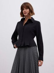 BGN Koszula w kolorze czarnym rozmiar: 36. Czarne koszule damskie BGN, bez wzorów, bez kołnierzyka, bez ramiączek. Za 114.71 zł.