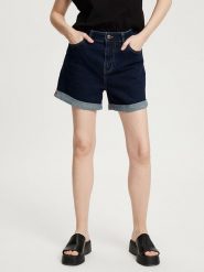 Cross Jeans Szorty dżinsowe w kolorze granatowym rozmiar: W27. Niebieskie szorty damskie Cross Jeans, z aplikacjami, z bawełny, klasyczne, z podwyższonym stanem. Za 96.60 zł.