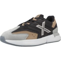 Buty MUNICH AVANT 23 Czarny. Czarne buty trekkingowe męskie munich, z syntetyku, bez zapięcia, trekkingowe. Za 312.99 zł.