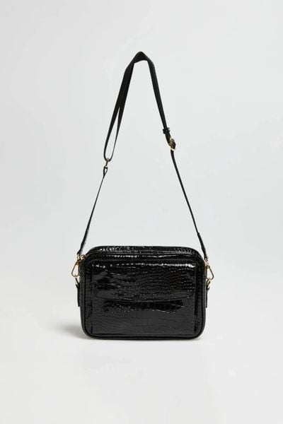 Torebka na ramię czarna. Czarne torebki klasyczne damskie MOODO, bez wzorów, z poliesteru, bez dodatków. Za 119.99 zł.