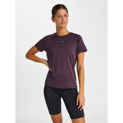 Koszulka damska Newline Active. Czerwone bluzki damskie Newline, bez wzorów, bez kołnierzyka. Za 177.50 zł.