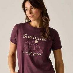 Damska koszulka z krótkim rękawem i grafiką Filandra IX. Brązowe t-shirty damskie Regatta, m, z aplikacjami, z bawełny, bez kołnierzyka. Za 109.99 zł.
