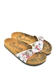 Calceo Klapki w kolorze białym ze wzorem rozmiar: 39. Białe klapki damskie Calceo, bez wzorów, z materiału, bez obcasa. Za 162.11 zł.