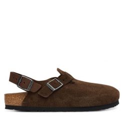 Sandały Birkenstock. Brązowe sandały damskie Birkenstock, bez wzorów, bez obcasa, na płaskiej podeszwie. Za 679.99 zł.