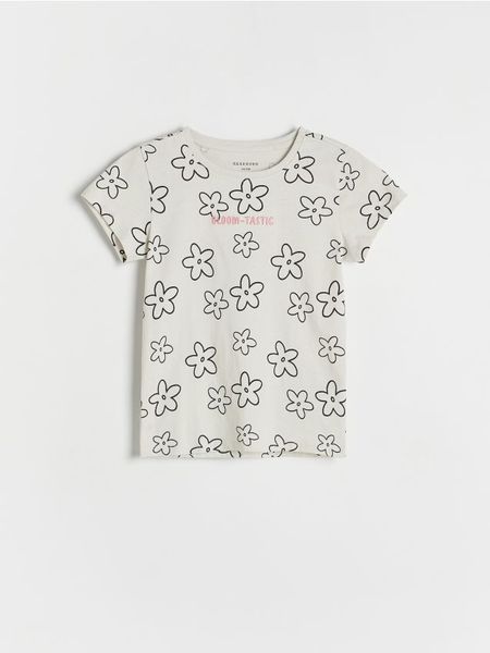 Bawełniany t-shirt z nadrukiem - jasnoszary. Szare koszulki dziewczęce Reserved, bez wzorów, z bawełny, bez ramiączek. W wyprzedaży za 9.99 zł.