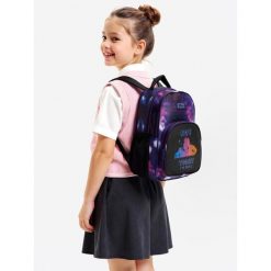 Plecak Disney Classics. Czarne plecaki damskie Disney Classics, bez wzorów, sportowe. Za 129.99 zł.