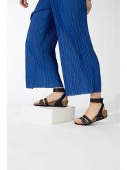 BACKSUN Sandały "Camiri" w kolorze czarnym rozmiar: 41. Czarne sandały damskie Backsun, bez wzorów, z materiału, bez obcasa, na platformie. Za 173.99 zł.