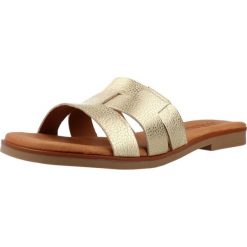 Sandały MTNG 54181M Złoty. Żółte sandały damskie MTNG, bez wzorów, ze skóry, bez obcasa. Za 170.99 zł.