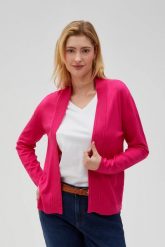 Wiskozowy sweter fuksjowy. Swetry klasyczne damskie MOODO, l, z poliamidu, bez kołnierzyka. W wyprzedaży za 49.99 zł.