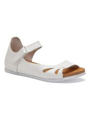 Comfortfusse Skórzane sandały w kolorze białym rozmiar: 39. Białe sandały damskie Comfortfusse, bez wzorów, ze skóry, bez obcasa. Za 199.45 zł.