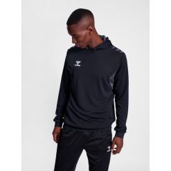Poliestrowa bluza z kapturem Hummel Authentic. Czarne bluzy sportowe męskie HUMMEL, bez wzorów, sportowe, bez kołnierzyka, bez ramiączek. Za 217.50 zł.