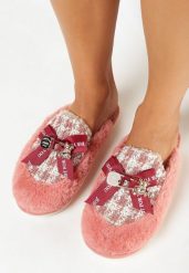 Czerwone Kapcie Futrzane z Kokardką Odelicca. Czerwone kapcie damskie Born2be, z futra. Za 34.99 zł.
