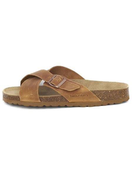 BABUNKERS Family Skórzane klapki w kolorze brązowym rozmiar: 44. Brązowe klapki i japonki męskie BABUNKERS Family. Za 154.07 zł.