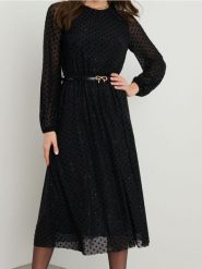 Sukienka midi - czarny. Czarne sukienki damskie Sinsay, l, bez wzorów, bez kołnierzyka, bez ramiączek, midi. W wyprzedaży za 49.99 zł.