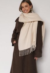 Jasnobeżowy Klasyczny Szalik z Bawełny i Wiskozy z Frędzlami Vetilisa. Brązowe szaliki i kominy damskie Born2be, bez wzorów, z bawełny. Za 49.99 zł.