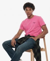 Superdry Koszulka Essential Serif Logo z haftem, bawełna organiczna. Czerwone t-shirty damskie Superdry., xl, bez wzorów, z bawełny, bez ramiączek. Za 141.65 zł.
