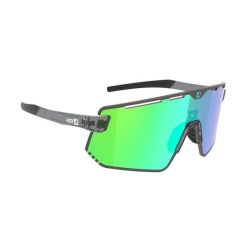 Okulary przeciwsłoneczne z powłoką hydrofobową AZR Flash RX. Czarne okulary przeciwsłoneczne damskie AZR, z mikrofibry. Za 382.40 zł.