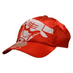 Czapka z daszkiem Mitchell & Ness NBA Chicago Bulls - HLUX1095-CBUYYPPPRED1. Czerwone czapki męskie Mitchell & Ness, bez wzorów, sportowe. Za 89.00 zł.