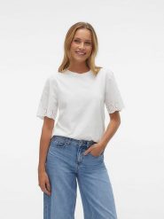 Vero Moda Koszulka w kolorze białym rozmiar: XS. Białe bluzki damskie Vero Moda, xs, bez wzorów, z bawełny, bez kołnierzyka, bez ramiączek. Za 24.06 zł.