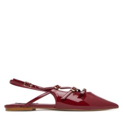 Sandały Steve Madden. Czerwone sandały damskie Steve Madden, bez wzorów, bez obcasa, na płaskiej podeszwie. Za 309.99 zł.