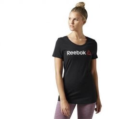Koszulka sportowa damska Reebok Linear Read Tee. Czarne bluzki sportowe damskie Reebok, bez kołnierzyka, bez ramiączek. Za 129.99 zł.