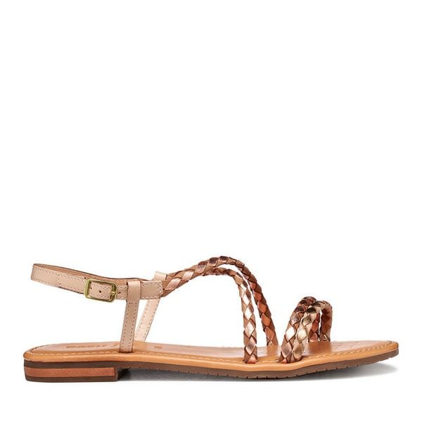 Sandały Geox. Brązowe sandały damskie Geox, bez wzorów, bez obcasa, na płaskiej podeszwie. Za 389.99 zł.