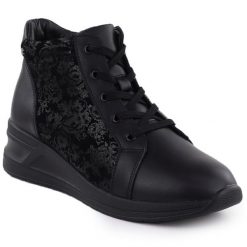 Skórzane botki damskie w kwiaty na koturnie czarne Filippo DBT7280. Czarne botki damskie Filippo, ze skóry, bez obcasa, na koturnie, bez zapięcia. Za 239.99 zł.