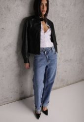 Niebieskie Asymetryczne Jeansy z Bawełny z Podwiniętymi Nogawkami Kenavia. Niebieskie jeansy damskie Renee. Za 149.99 zł.