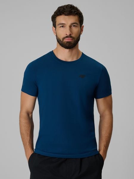 4F T-shirt slim gładki męski - granatowy M. Niebieskie t-shirty męskie 4f, m, bez wzorów, z bawełny, bez kołnierzyka. Za 59.99 zł.