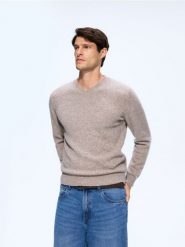 Wełniany sweter z domieszką wełny jaka - beżowy. Brązowe swetry męskie Reserved, l, bez wzorów, z wełny, bez kołnierzyka. Za 249.99 zł.