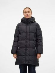 Vero Moda Płaszcz pikowany "Nova" w kolorze czarnym rozmiar: S. Czarne płaszcze damskie Vero Moda, s, bez wzorów. Za 199.95 zł.