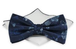 Mucha z Białą Poszetką, Granatowo-Niebieska w Kwiatki, Elegancka, Męska -CHATTIER. Niebieskie krawaty i muchy męskie Chattier, bez wzorów, eleganckie. Za 59.00 zł.