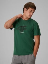 4F Чоловічий t-shirt regular з принтом - зелений M. T-shirty męskie 4f, m, bez wzorów, z jersey, bez kołnierzyka. Za 799.90 zł.