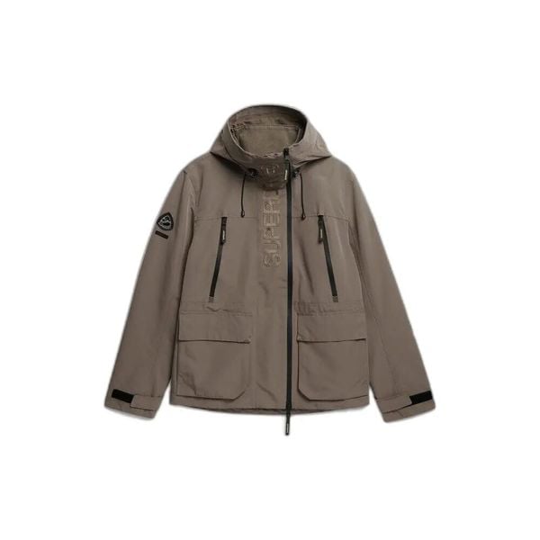 Kurtka przeciwwiatrowa z kapturem z haftowanym logo Superdry Ultimate. Brązowe kurtki męskie Superdry., xl, z aplikacjami, z materiału, z kapturem. Za 631.65 zł.