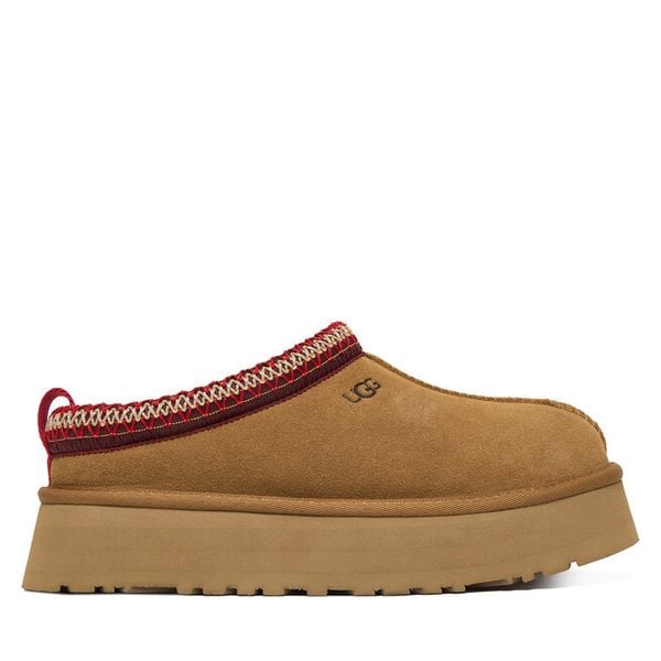 Śniegowce Ugg. Brązowe śniegowce damskie Ugg. Za 639.99 zł.
