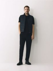 T-shirt regular z bawełną merceryzowaną - czarny. Czarne t-shirty męskie Reserved, l, bez wzorów, z bawełny, bez kołnierzyka. Za 99.99 zł.