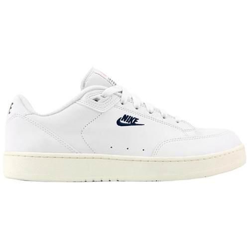 Buty do chodzenia męskie Nike Grandstand II. Białe buty sportowe na co dzień męskie Nike, z gumy, bez zapięcia, tenisowe. Za 436.00 zł.