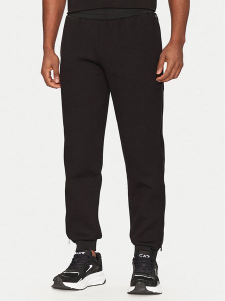 EA7 Emporio Armani Spodnie dresowe 7M000144 AF13538 UC001 Czarny Regular Fit. Czarne spodnie dresowe męskie EA7 Emporio Armani, bez wzorów, z bawełny. Za 359.99 zł.