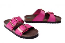 DR. BRINKMANN 700686-43 pink, klapki damskie. Czerwone klapki damskie Dr. Brinkmann, bez wzorów, ze skóry, bez obcasa. Za 349.90 zł.