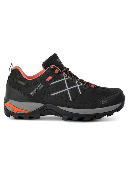 Regatta Buty turystyczne "Samaris III" w kolorze czarnym rozmiar: 38. Czarne obuwie trekkingowe damskie Regatta. Za 214.70 zł.