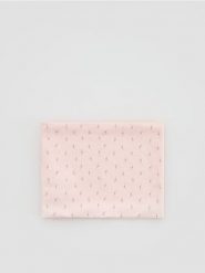 Bawełniany komin z nadrukiem - pastelowy róż. Czerwone szaliki dziecięce Reserved, z bawełny, bez ramiączek. Za 29.99 zł.