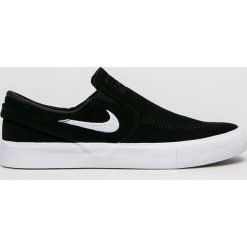 Nike - Trampki Nike SB Zoom Janoski Slip. Czarne trampki i tenisówki damskie Nike, bez wzorów, z materiału. W wyprzedaży za 299.90 zł.