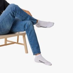 Skarpety sportowe Swedemount Ankle Socks 4-Pack. Białe skarpetki damskie SWEDEMOUNT, bez wzorów. Za 59.99 zł.