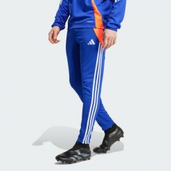 Spodnie Tiro 24 Slim Training. Białe spodnie materiałowe męskie Adidas, bez wzorów, z dzianiny. Za 238.70 zł.