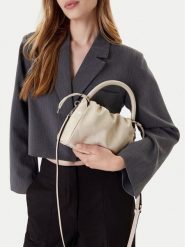 Guess Torebka Amys HWMY96 59160 Beżowy. Brązowe torebki klasyczne damskie Guess, z aplikacjami, ze skóry, bez dodatków. Za 309.99 zł.