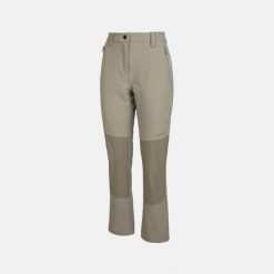 Spodnie damskie Artaso W: swoboda ruchów i styl na przygody na świeżym powietrzu. Brązowe spodnie materiałowe damskie IZAS, bez wzorów, z nylonu, sportowe. Za 399.96 zł.