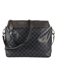 Louis Vuitton Torebka "Greenwich" w kolorze czarnym - 36 x 29 x 10 cm rozmiar: onesize. Czarne torebki klasyczne damskie Louis Vuitton, bez wzorów, z materiału, bez dodatków. Za 5,057.32 zł.